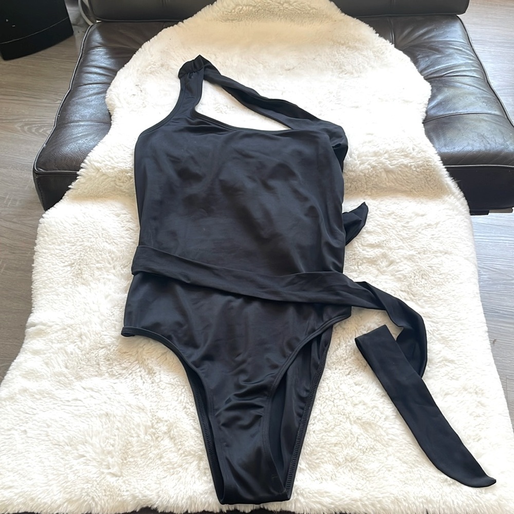 One shoulder, one piece, French cut, bathing suit sizeM black-We Are HAH